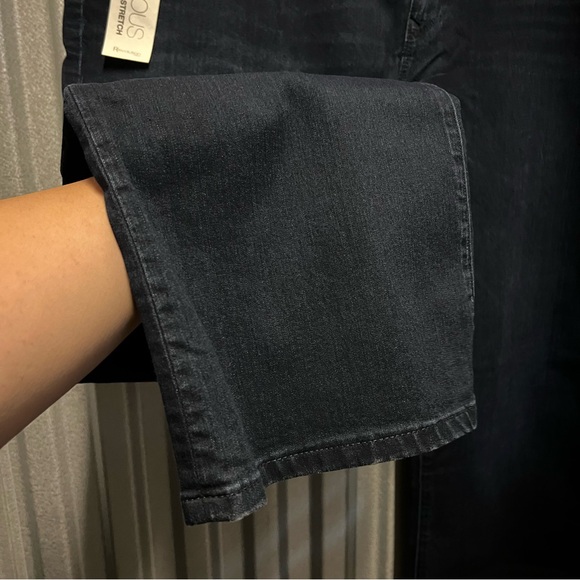 NWT Ricki’s Brook Barely Bootcut Mid-Rise Jean women’s 36X30 short length - Picture 14 of 16